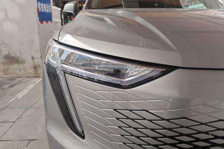 Used Haval Fierce Dragon Max 2023 1.5L Hi4 105 Four-Wheel Drive Smart Flagship Edition Right Front Headlight