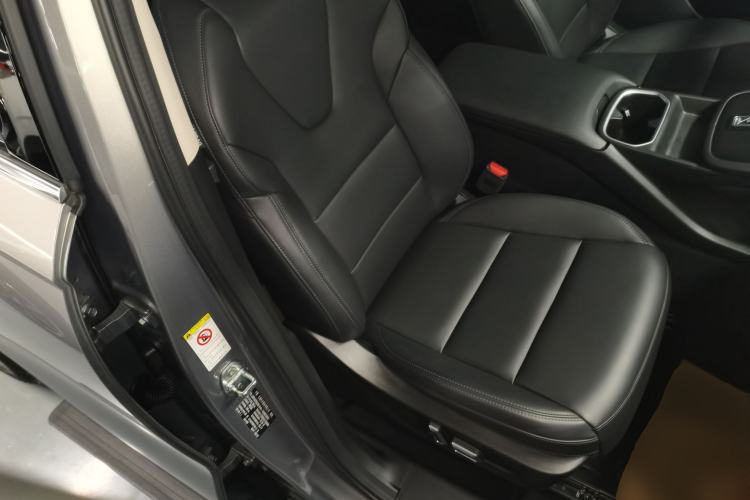 Used Haval Fierce Dragon Max 2023 1.5L Hi4 105 Four-Wheel Drive Navigation Edition Right Front Seat