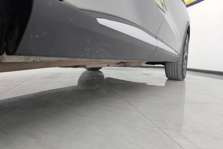 Used Haval Fierce Dragon Max 2023 1.5L Hi4 105 Four-Wheel Drive Smart Flagship Edition Right Side Sill