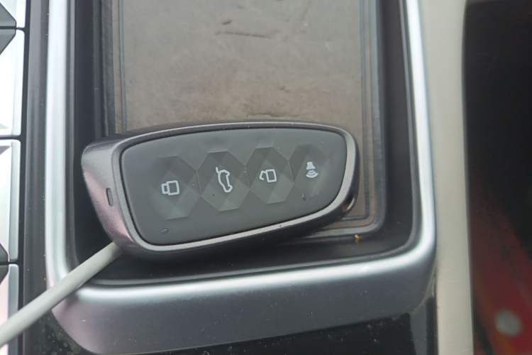 Used Haval Fierce Dragon Max 2023 1.5L Hi4 105 Four-Wheel Drive Navigation Edition Vehicle Key
