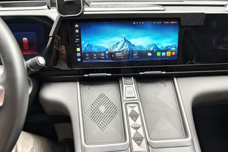 Used Haval Fierce Dragon Max 2023 1.5L Hi4 105 Four-Wheel Drive Smart Flagship Edition Audio And AC Panel