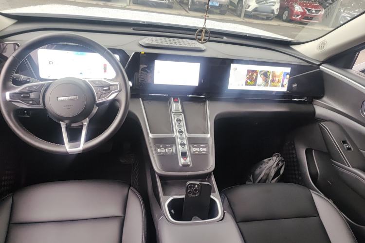 Used Haval Fierce Dragon Max 2023 1.5L Hi4 105 Four-Wheel Drive Elite Edition Center Console