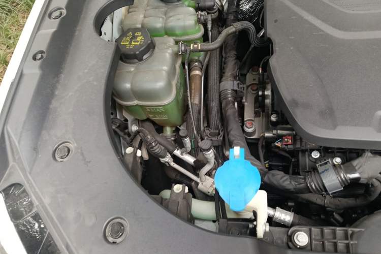 Used Haval Fierce Dragon Max 2023 1.5L Hi4 105 Four-Wheel Drive Navigation Edition Engine Bay Right