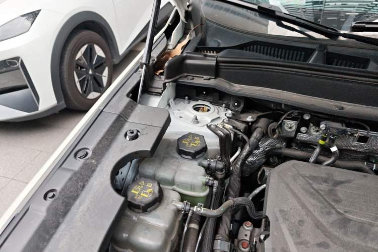 Used Haval Fierce Dragon Max 2023 1.5L Hi4 105 Four-Wheel Drive Smart Flagship Edition Engine Bay Right