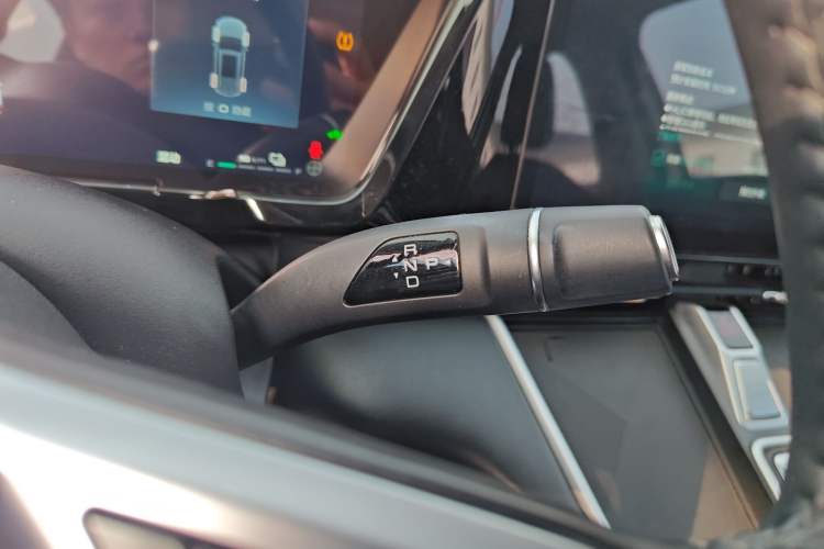 Used Haval Fierce Dragon Max 2023 1.5L Hi4 105 Four-Wheel Drive Navigation Edition Gear Lever