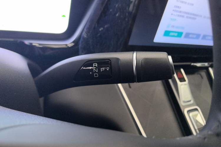 Used Haval Fierce Dragon Max 2023 1.5L Hi4 105 Four-Wheel Drive Navigation Edition Gear Lever