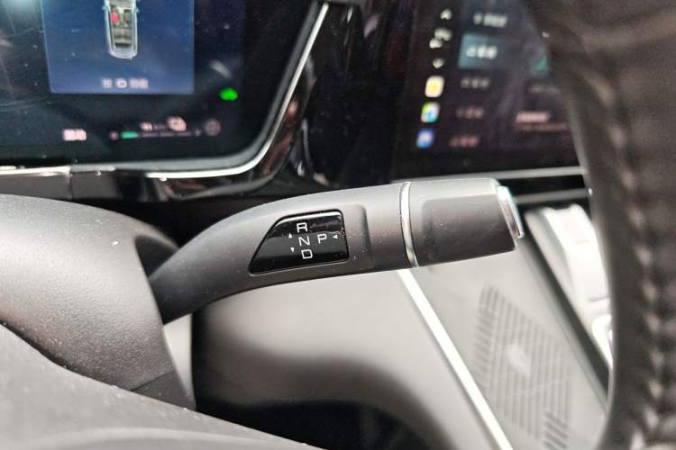 Used Haval Fierce Dragon Max 2023 1.5L Hi4 105 Four-Wheel Drive Smart Flagship Edition Gear Lever