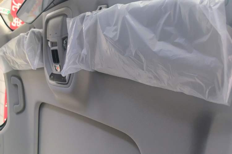 Used Haval Fierce Dragon Max 2023 1.5L Hi4 105 Four-Wheel Drive Navigation Edition Headliner