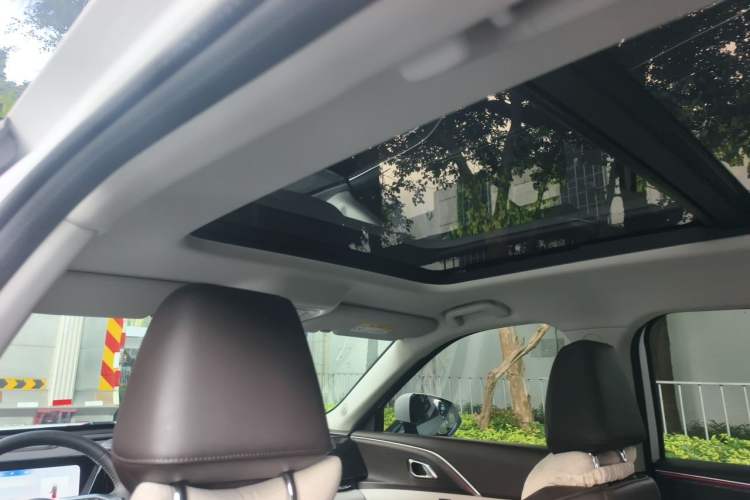 Used Haval Fierce Dragon Max 2023 1.5L Hi4 105 Four-Wheel Drive Smart Flagship Edition Headliner
