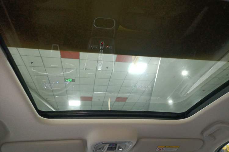 Used Haval Fierce Dragon Max 2023 1.5L Hi4 105 Four-Wheel Drive Smart Flagship Edition Headliner
