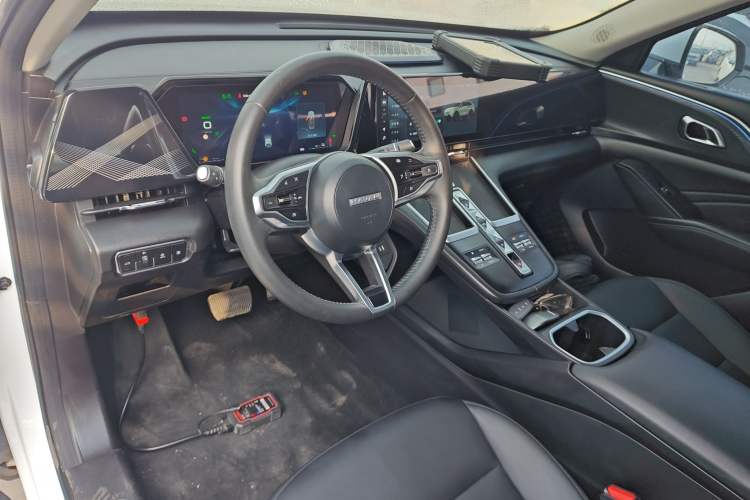Used Haval Fierce Dragon Max 2023 1.5L Hi4 105 Four-Wheel Drive Navigation Edition Interior 2