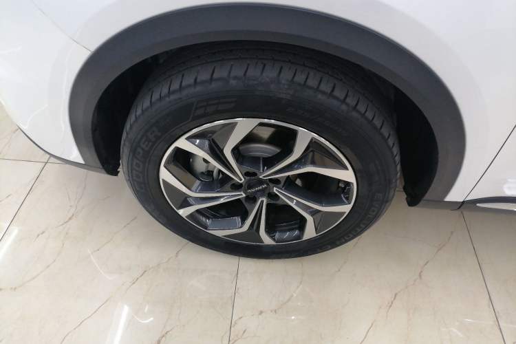 Used Haval Fierce Dragon Max 2023 1.5L Hi4 105 Four-Wheel Drive Elite Edition Left Front Wheel Hub