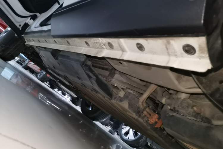 Used Haval Fierce Dragon Max 2023 1.5L Hi4 105 Four-Wheel Drive Smart Flagship Edition Left Side Sill