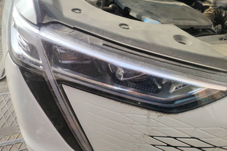 Used Haval Fierce Dragon Max 2023 1.5L Hi4 105 Four-Wheel Drive Navigation Edition Right Front Headlight