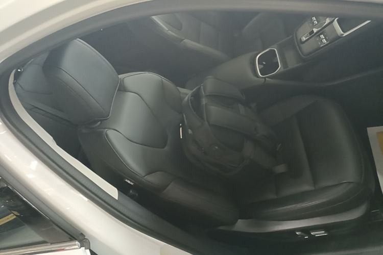 Used Haval Fierce Dragon Max 2023 1.5L Hi4 105 Four-Wheel Drive Smart Flagship Edition Right Front Seat