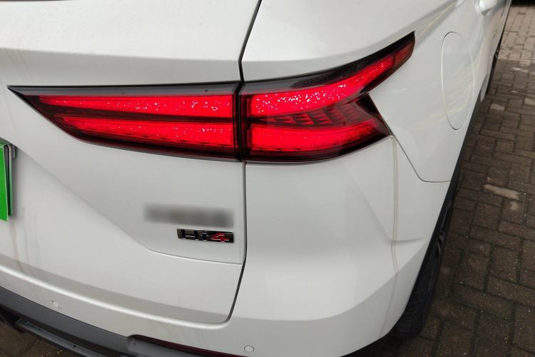 Used Haval Fierce Dragon Max 2023 1.5L Hi4 105 Four-Wheel Drive Navigation Edition Right Rear Taillight