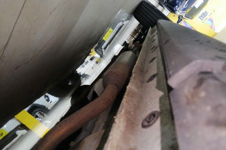 Used Haval Fierce Dragon Max 2023 1.5L Hi4 105 Four-Wheel Drive Elite Edition Right Side Sill