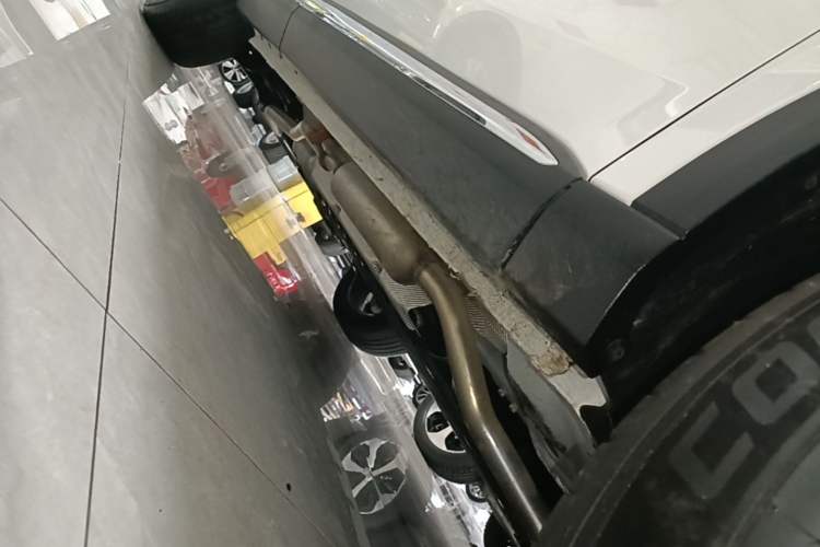 Used Haval Fierce Dragon Max 2023 1.5L Hi4 105 Four-Wheel Drive Smart Flagship Edition Right Side Sill