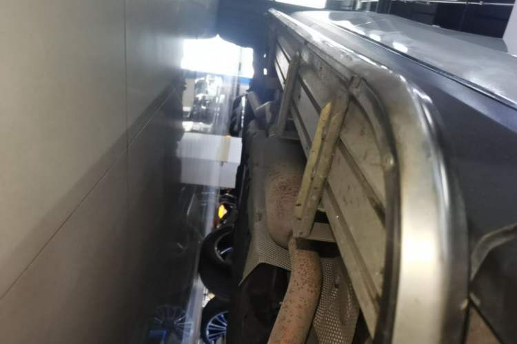 Used Haval Fierce Dragon Max 2023 1.5L Hi4 105 Four-Wheel Drive Smart Flagship Edition Right Side Sill