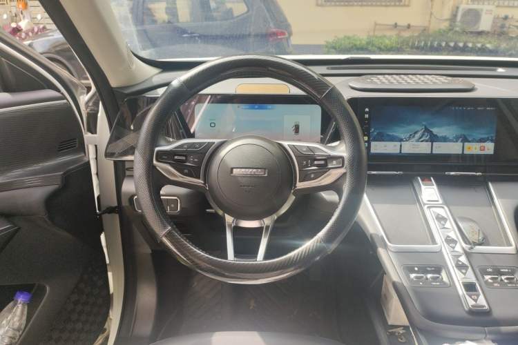 Used Haval Fierce Dragon Max 2023 1.5L Hi4 105 Four-Wheel Drive Navigation Edition Steering Wheel