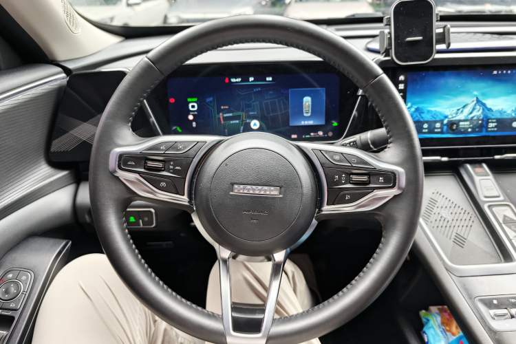 Used Haval Fierce Dragon Max 2023 1.5L Hi4 105 Four-Wheel Drive Smart Flagship Edition Steering Wheel