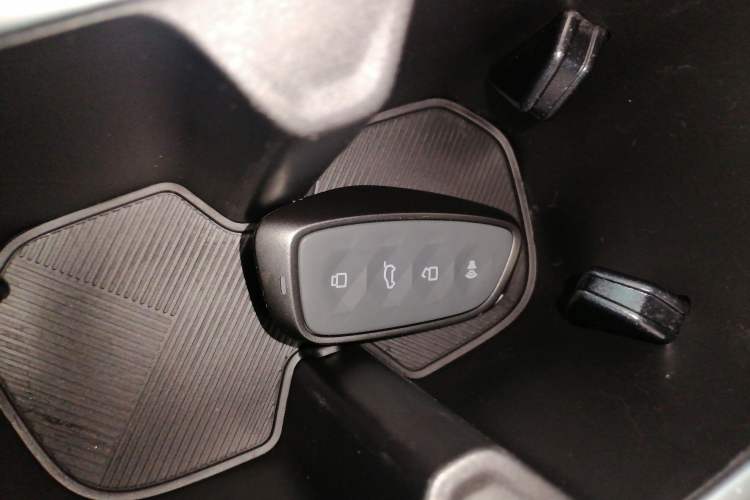 Used Haval Fierce Dragon Max 2023 1.5L Hi4 105 Four-Wheel Drive Elite Edition Vehicle Key
