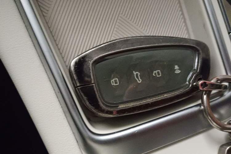 Used Haval Fierce Dragon Max 2023 1.5L Hi4 105 Four-Wheel Drive Navigation Edition Vehicle Key