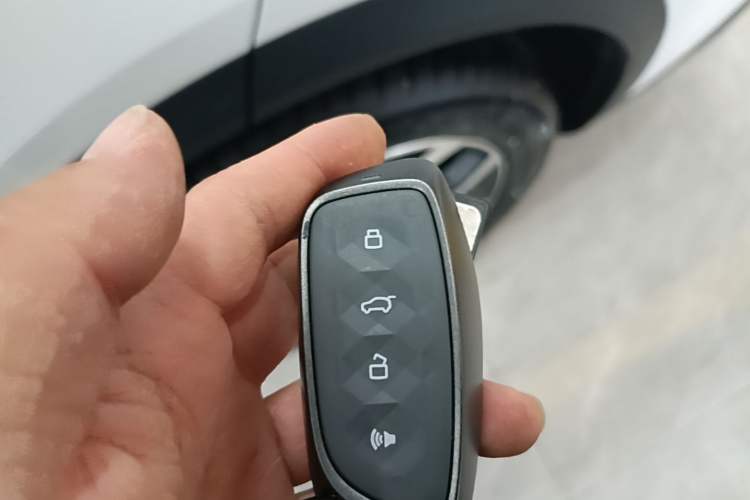 Used Haval Fierce Dragon Max 2023 1.5L Hi4 105 Four-Wheel Drive Smart Flagship Edition Vehicle Key