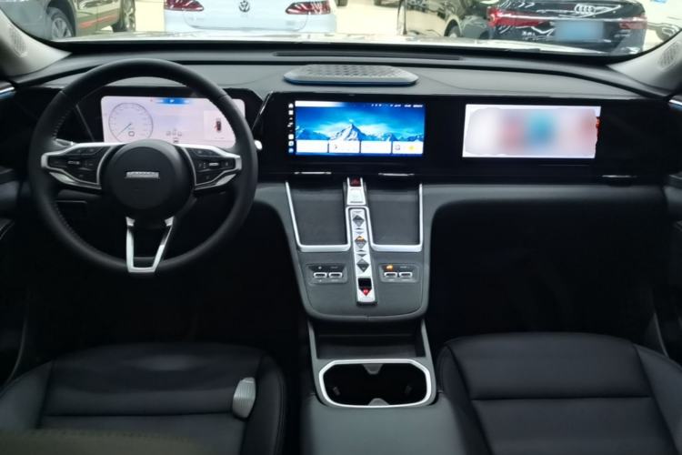 Used Haval Fierce Dragon Max 2023 1.5L Hi4 105 Four-Wheel Drive Navigation Edition Center Console