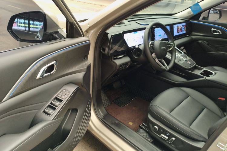 Used Haval Fierce Dragon Max 2023 1.5L Hi4 105 Four-Wheel Drive Smart Flagship Edition Driver Seat