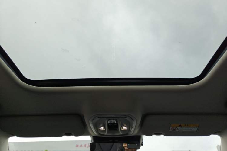 Used Haval Fierce Dragon Max 2023 1.5L Hi4 105 Four-Wheel Drive Navigation Edition Headliner