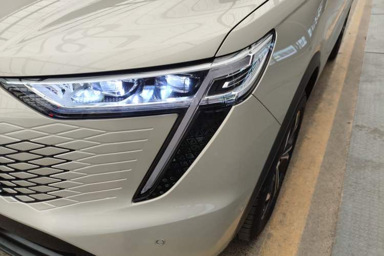 Used Haval Fierce Dragon Max 2023 1.5L Hi4 105 Four-Wheel Drive Smart Flagship Edition Left Front Headlight