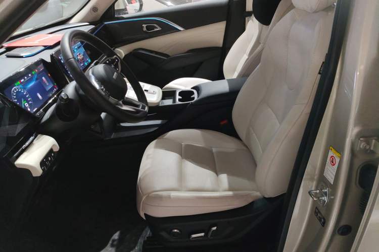 Used Haval Fierce Dragon Max 2023 1.5L Hi4 105 Four-Wheel Drive Smart Flagship Edition Left Front Seat