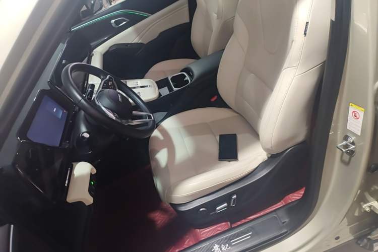 Used Haval Fierce Dragon Max 2023 1.5L Hi4 105 Four-Wheel Drive Smart Flagship Edition Left Front Seat