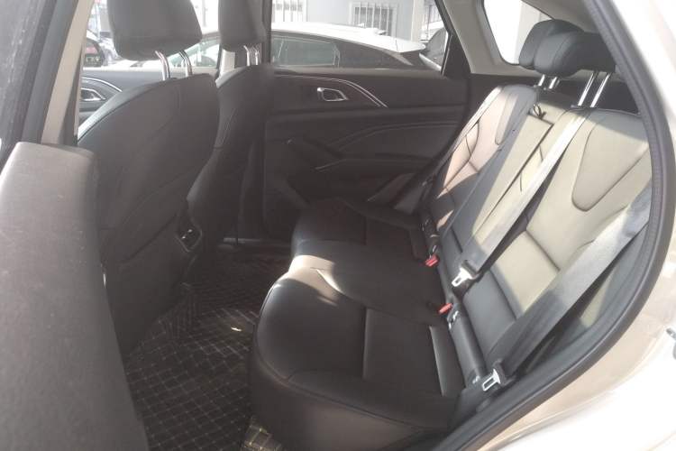 Used Haval Fierce Dragon Max 2023 1.5L Hi4 105 Four-Wheel Drive Smart Flagship Edition Left Rear Seat