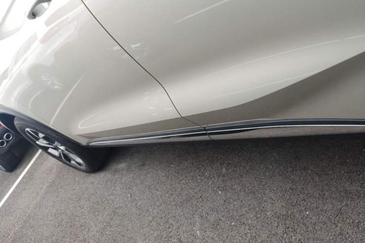 Used Haval Fierce Dragon Max 2023 1.5L Hi4 105 Four-Wheel Drive Smart Flagship Edition Left Side Sill