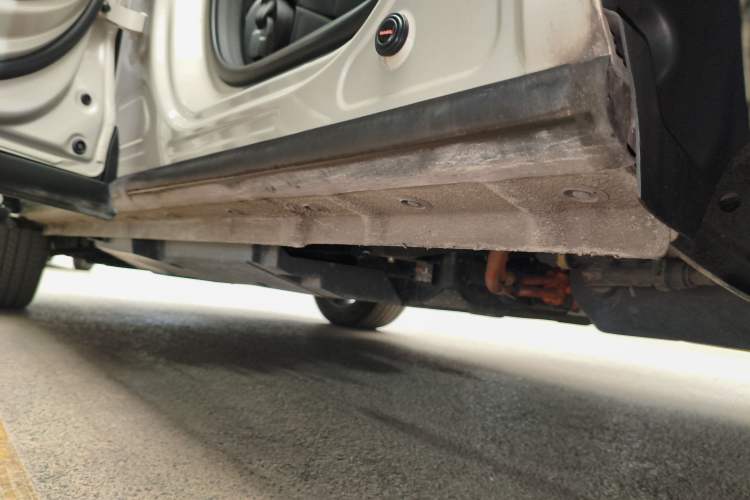 Used Haval Fierce Dragon Max 2023 1.5L Hi4 105 Four-Wheel Drive Smart Flagship Edition Left Side Sill
