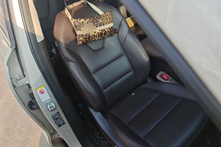 Used Haval Fierce Dragon Max 2023 1.5L Hi4 105 Four-Wheel Drive Navigation Edition Right Front Seat