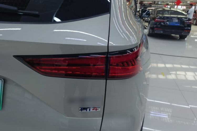 Used Haval Fierce Dragon Max 2023 1.5L Hi4 105 Four-Wheel Drive Navigation Edition Right Rear Taillight