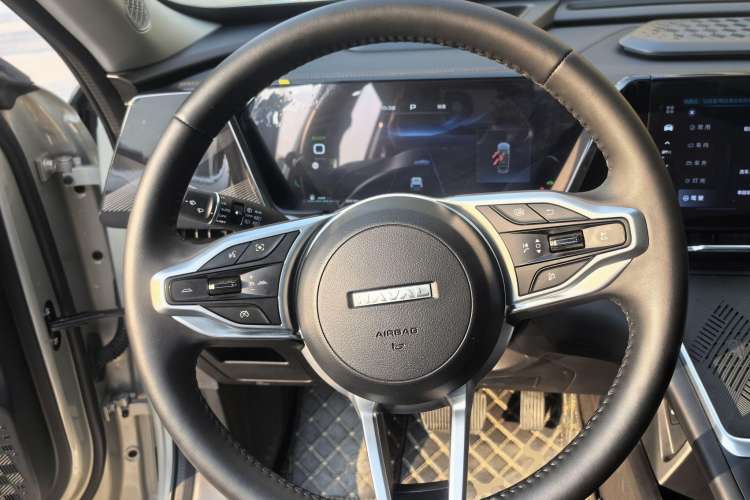 Used Haval Fierce Dragon Max 2023 1.5L Hi4 105 Four-Wheel Drive Smart Flagship Edition Steering Wheel