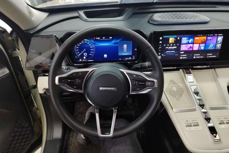 Used Haval Fierce Dragon Max 2023 1.5L Hi4 105 Four-Wheel Drive Smart Flagship Edition Steering Wheel