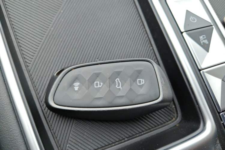 Used Haval Fierce Dragon Max 2023 1.5L Hi4 105 Four-Wheel Drive Navigation Edition Vehicle Key