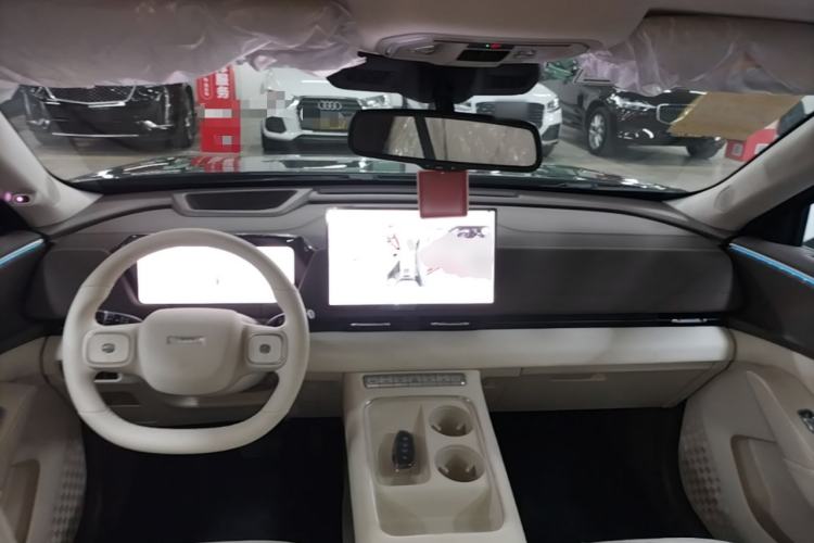 Used Haval Fierce Dragon Max 2025 Hi4 165 Ultra Smart Drive Edition Center Console