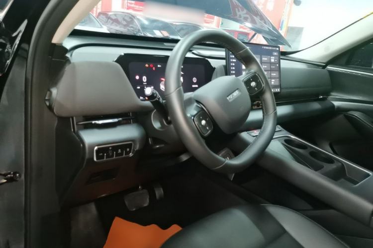 Used Haval Fierce Dragon Max 2025 Hi4 110 Pro Center Console