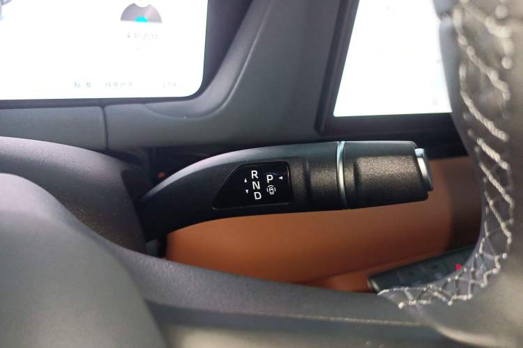 Used Haval Fierce Dragon Max 2025 Hi4 110 Plus Smart Drive Edition Gear Lever