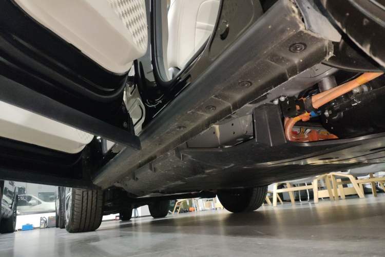 Used Haval Fierce Dragon Max 2025 Hi4 165 Ultra Smart Drive Edition Left Side Sill