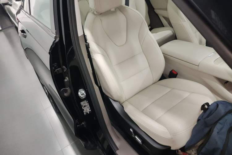 Used Haval Fierce Dragon Max 2025 Hi4 165 Ultra Smart Drive Edition Right Front Seat