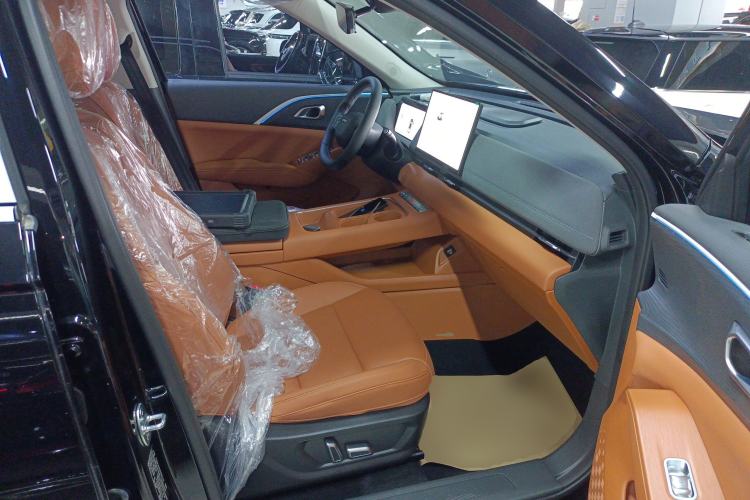 Used Haval Fierce Dragon Max 2025 Hi4 110 Plus Smart Drive Edition Right Front Seat