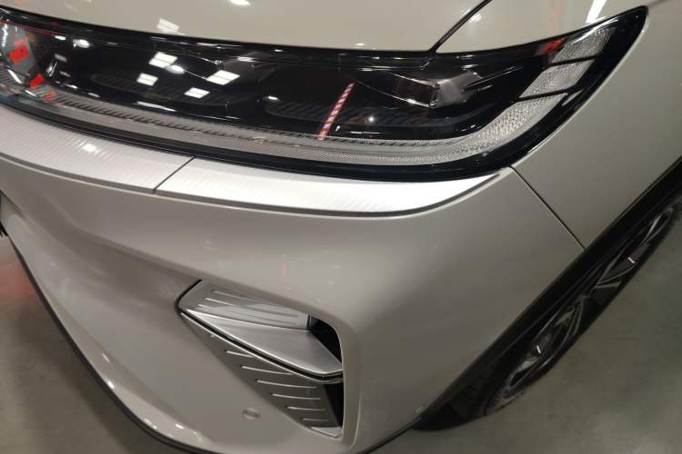 Used Haval Fierce Dragon Max 2025 Hi4 165 Ultra Smart Drive Edition Left Front Headlight