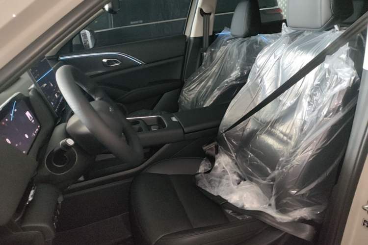 Used Haval Fierce Dragon Max 2025 Hi4 165 Ultra Smart Drive Edition Left Front Seat